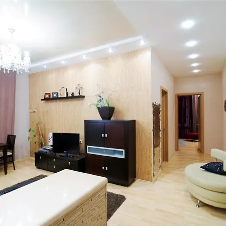 Апартаменты Около Цирка Apartment