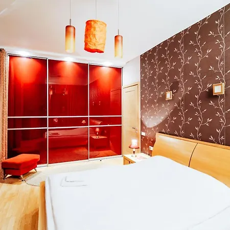 Апартаменты Около Цирка Apartment *